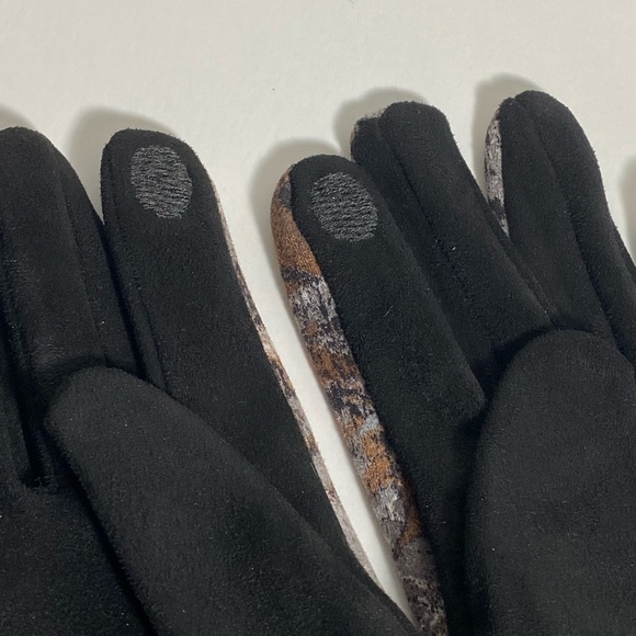 Winter Gloves - Picture 4 of 4